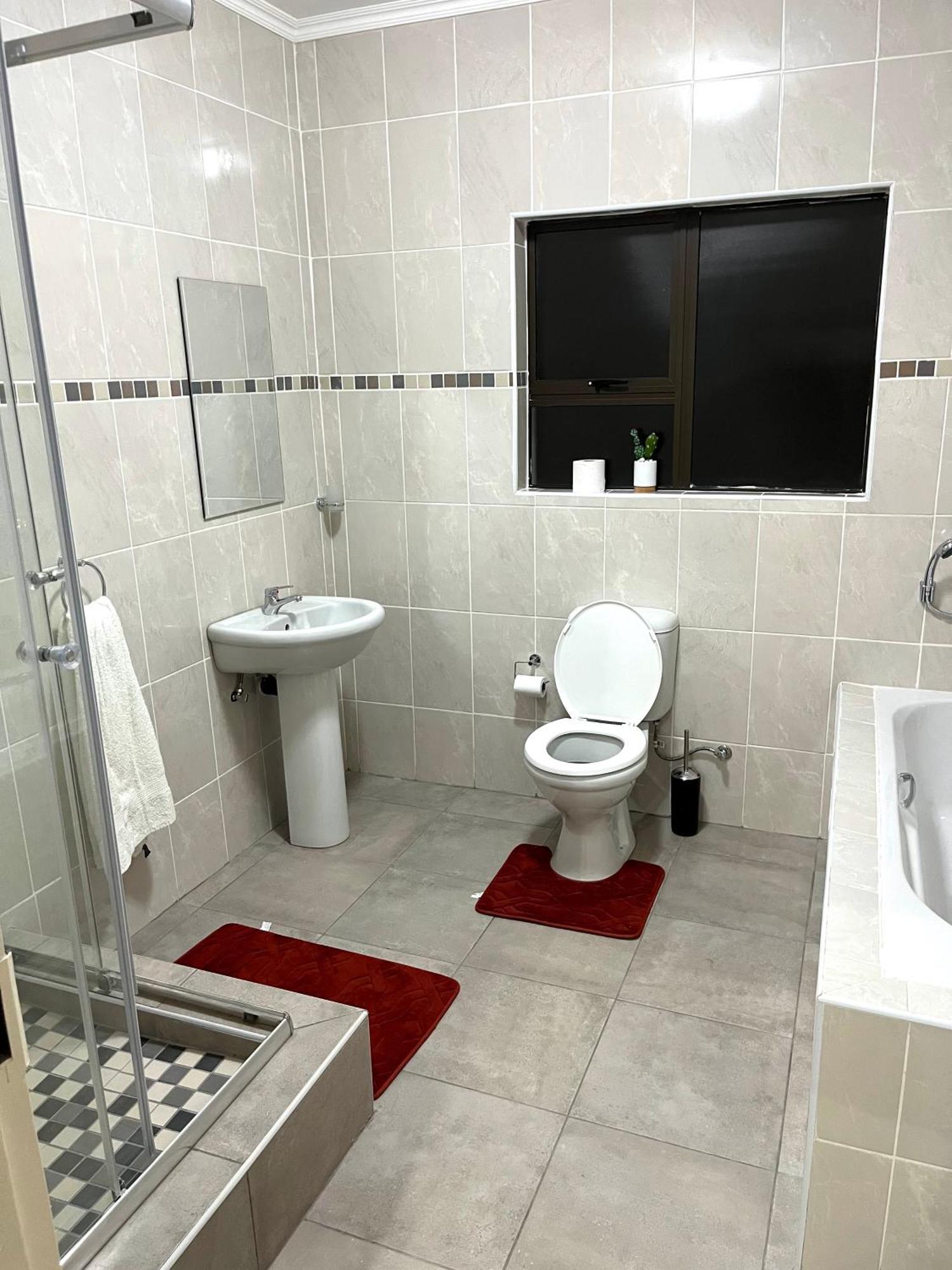 Rehoboth Ezulwini Suites Lobamba Ngoại thất bức ảnh