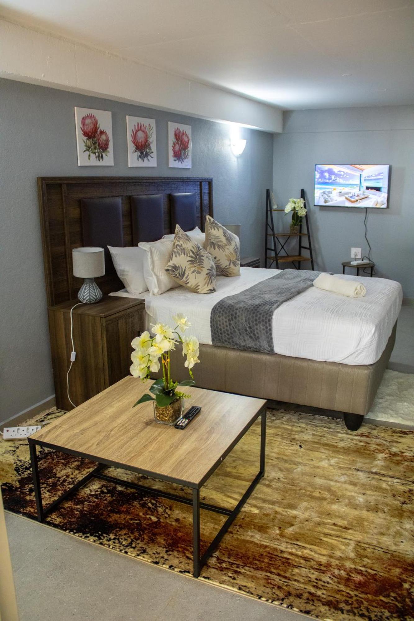 Rehoboth Ezulwini Suites Lobamba Ngoại thất bức ảnh