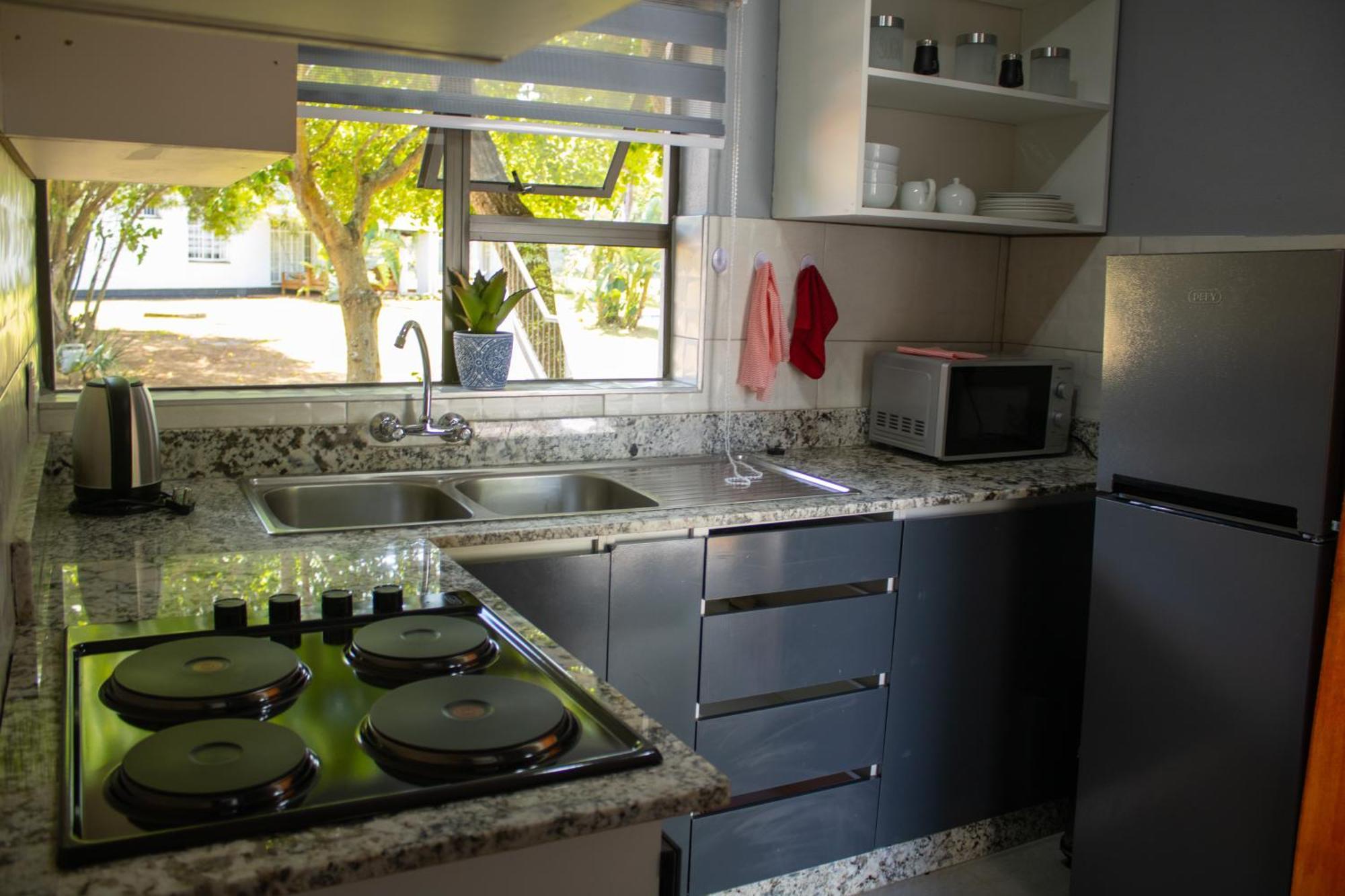 Rehoboth Ezulwini Suites Lobamba Ngoại thất bức ảnh